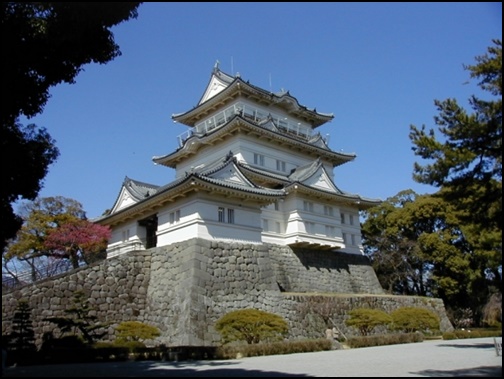 小田原城の天守閣の画像