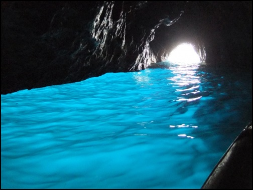 青の洞窟の画像