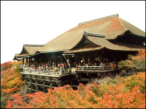 清水寺の紅葉画像