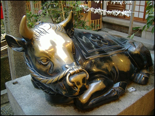 錦天満宮の牛の画像